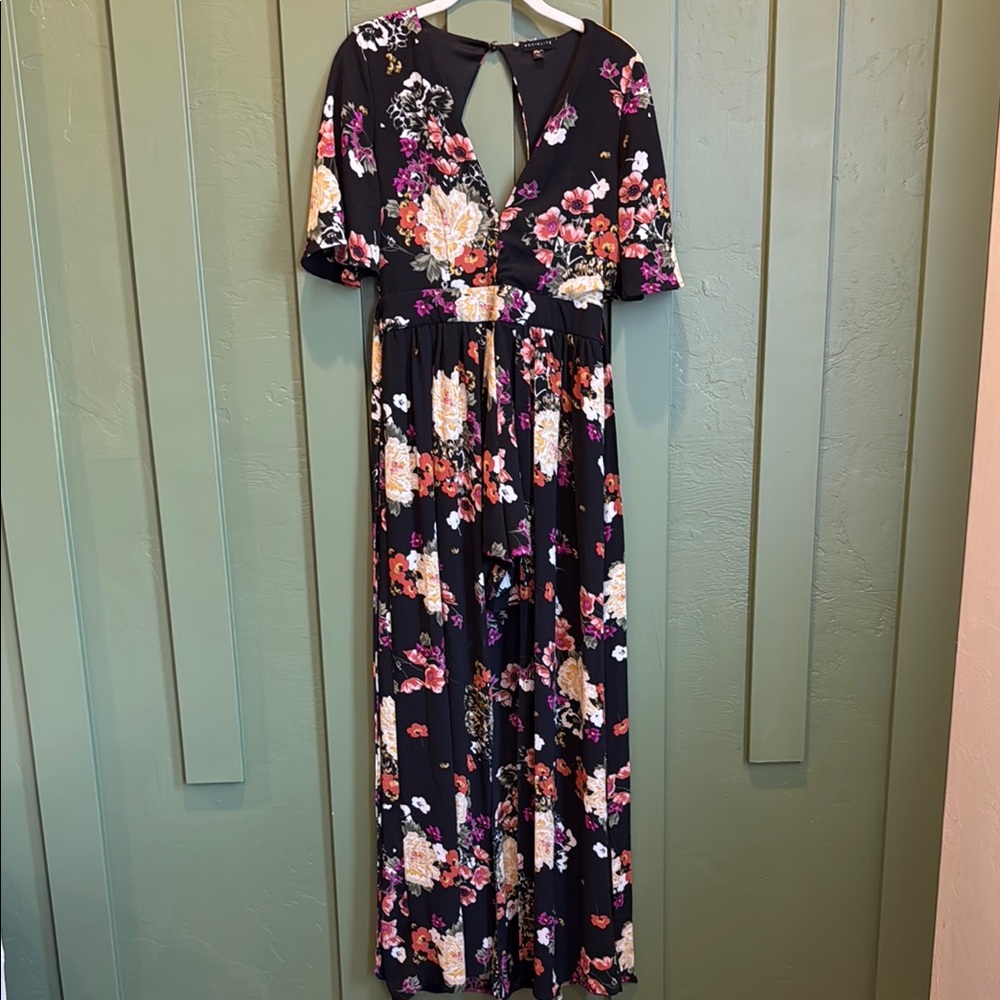 Socialite Black and Pink Plunge Neck Flutter Sleeve Dress